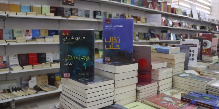 أدب الترجمة يرسّخ ثقافة ونضال المنطقة في معرض الشهيد هركول الدولي التاسع للكتاب
