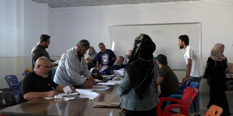 معلمو القرى السبع: تعيين الكفاءات المحلية.. بناء نظام تعليمي قائم على المساواة في الفرص