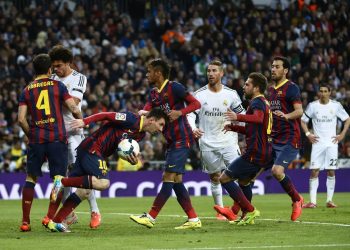 الكلاسيكو قبل الـVAR… قرارات غيّرت التاريخ وأشعلت نيران الجدل