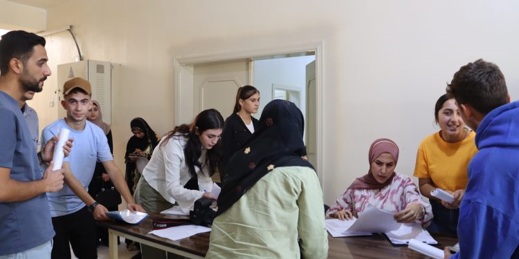 جامعة الشرق بالطبقة تبدأ المرحلة الثالثة من مفاضلات العام الدراسي الجديد