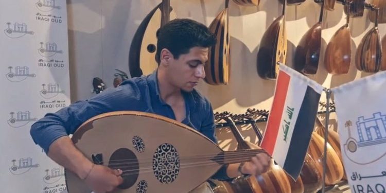 العراق يواجه الواقع بالموسيقا… وانتعاش في اقتناء الآلات الموسيقية