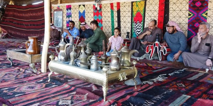 مهرجان تل أبيض السادس للثقافة والتراث… ألوان من الذاكرة تجمع شعوب المنطقة على مائدة الفنون والأصالة