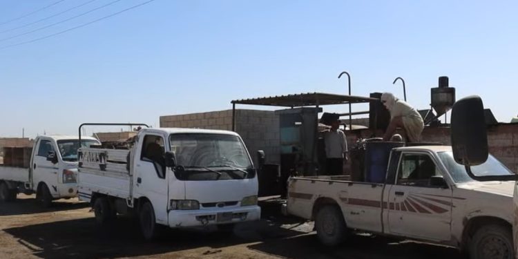 لجنة المحروقات في مجلس الاقتصاد والزراعة تواصل توزيع المازوت على المزارعين