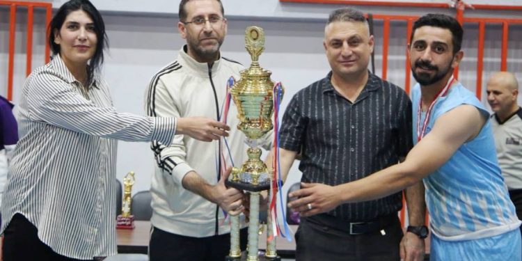 فريق القلعة البيضاء يتوج بلقب دوري كرة السلة للرجال