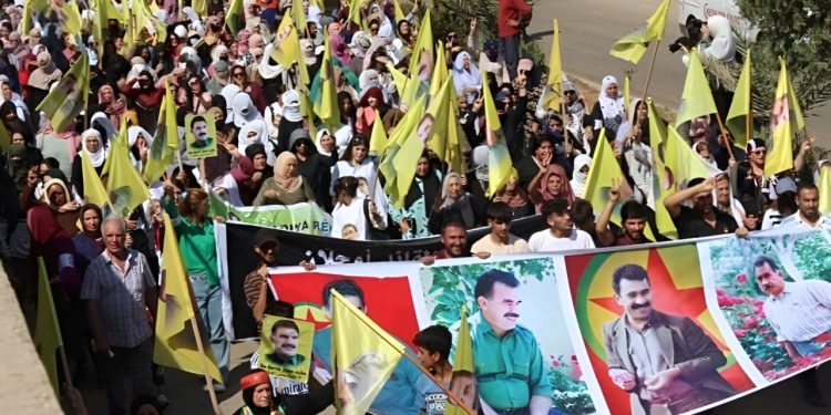 من المؤامرة إلى مفاتيح الحلّ… الشرق الأوسط يدق باب إمرالي