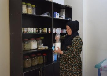  خالصة أحمد.. ثلاثون عاماً من العطاء في خدمة الأهالي