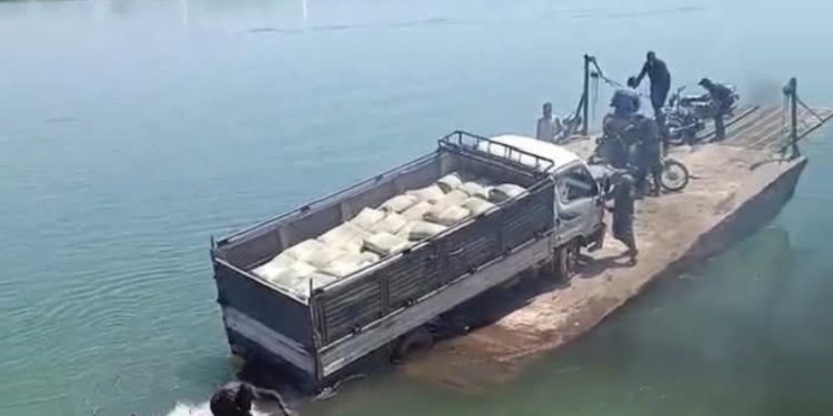 العبارات النهرية في دير الزور.. معركة ضد الطبيعة