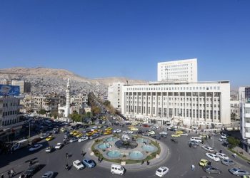 السوريون بين تحديات الواقع ومطالبات التغيير