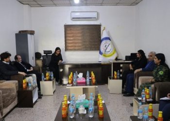 الإدارة الذاتية تُسلّم إسبانيا امرأةً وطفلاً من عوائل داعش
