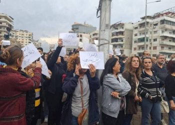 نساء من الطائفة العلوية: احتجاجات الساحل سلمية واللامركزية ضمان السلام