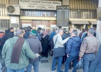 استياء وغضب حول تأخّر الرواتب في مناطق الحكومة الانتقالية