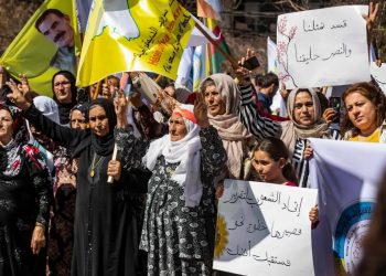 نساء ديرك: الإدارة الذاتية الديمقراطية تمثلنا ومعاً لدحر خطاب الكراهية
