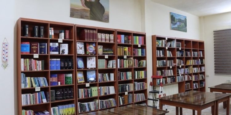 بين أدب الاستبداد وثقافة اللّون الواحد.. سوريا إلى أين؟