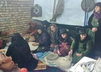 جسد المرأة أداة إنتاج بلا حماية في الاقتصاد غير الرسمي بإيران