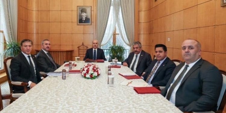 البرلمان التركي يمدد عمل لجنة التضامن الوطني والأخوة والديمقراطية