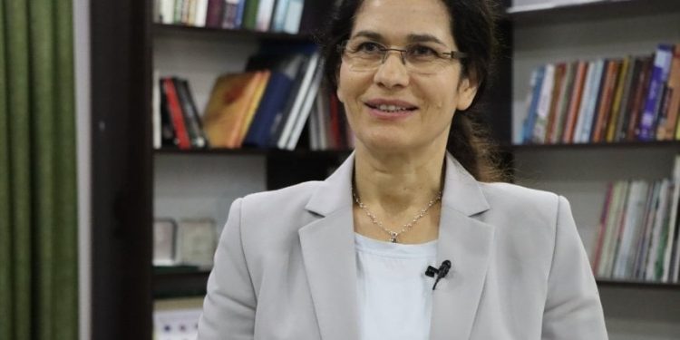 إلهام أحمد توجّه رسالة لأهالي الشيخ مقصود والأشرفية والحكومة الانتقالية