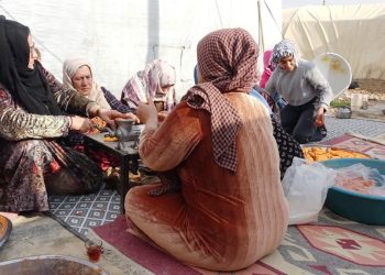 المؤونة الشتوية.. صمّام أمان اقتصادي لمهجّري مخيم كري سبي في مواجهة الغلاء