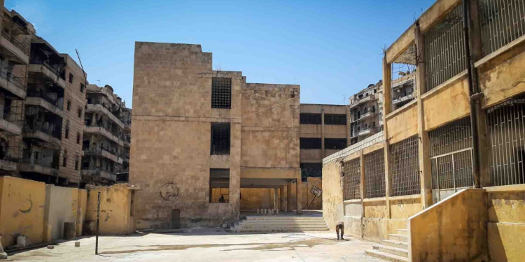 هيئة التربية في الشيخ مقصود والأشرفية.. تحافظ على التعليم رغم الهجمات