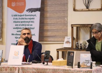 حين تتحول الذاكرة إلى كلمة… توقيع «خنساء كردستان» في قامشلو