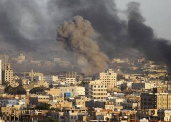 اليمن على حافة الانقسام النهائي… صراع الشرعية والمجلس الانتقالي في زمن التفكك المفتوح