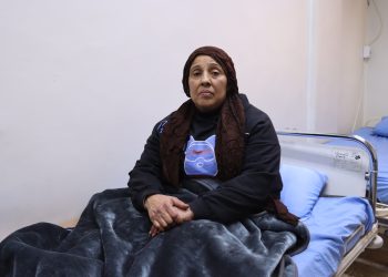 فرح محمد… نجت من شظايا القصف لتشهد على رعب الشيخ مقصود والأشرفية 