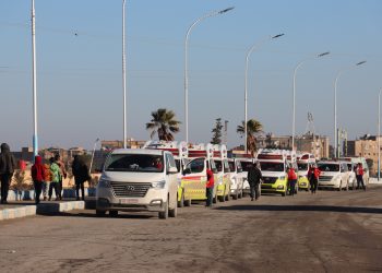  100 جريح وشهيدان في أول قافلة من الشيخ مقصود والأشرفية