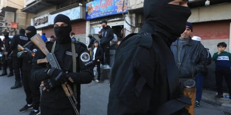 اعتقالات في حمص وهجمات على المدنيين بالسويداء