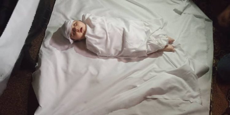 مطالب أم استُشهد طفلها وخُطف زوجها