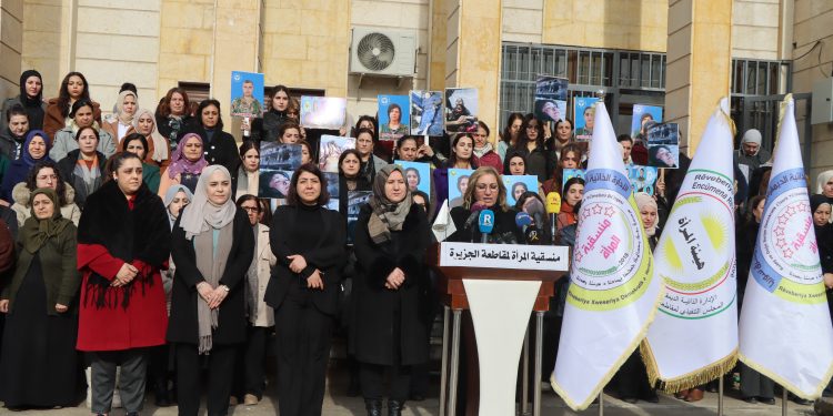 وقفة احتجاجية لمجالس نسائية في الجزيرة ضد انتهاكات الشيخ مقصود والأشرفية