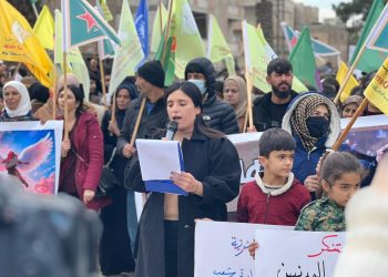 أهالي الرقة: لا تُصان الأوطان بقصف شعبها 