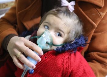 صيدلاني: مرضى يفقدون حياتهم يومياً في كوباني بسبب نقص الأدوية