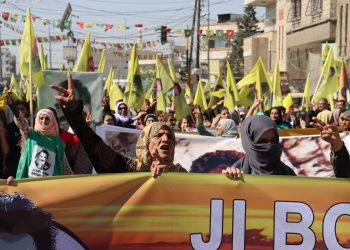 فرزنده منذر: نعمل بشكل مكثّف على حثّ المنظمات الدولية على التدخل الفعّال بشأن التزام تركيا بوعودها بعد إطلاق مبادرة السلام