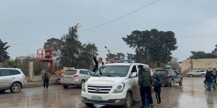 دعماً لمقاومتهم…. أهالي مقاطعة الفرات يتوجهون بقوافل تضامنية إلى الشيخ مقصود والأشرفية