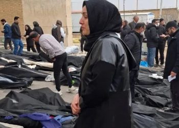 محاكمات قاسية بحق معلمات في إيران وتهديدهن بالإعدام