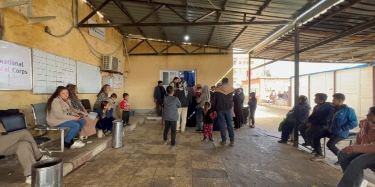 نتيجة الحصار المستمر.. 2000 حالة تسمم في كوباني وهيئة الصحة تحذر