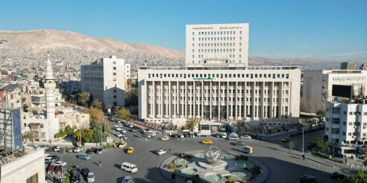 الاقتصاد السوري بين الأزمات المتراكمة والوعود الهشة