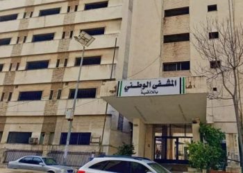 أطباء مقيمون في مشافي اللاذقية يطالبون بتحسين رواتبهم