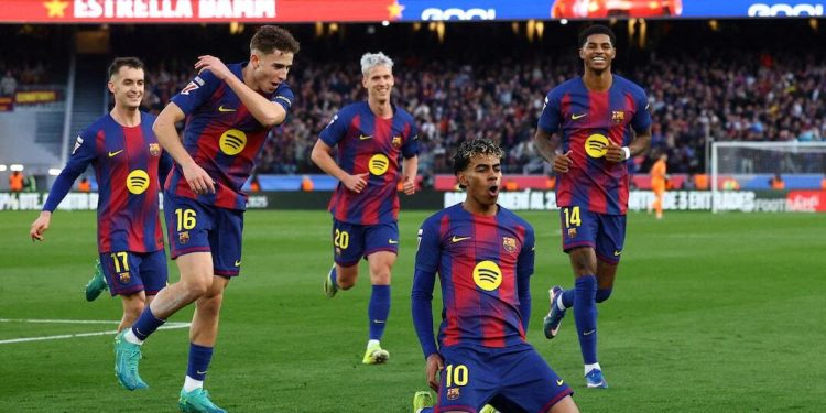برشلونة يجتاز مايوركا وسط جدل تحكيمي 