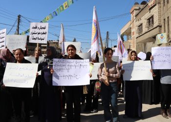 سياسيون: دستور ديمقراطي جديد ضمانة حقوق الكرد والسوريين