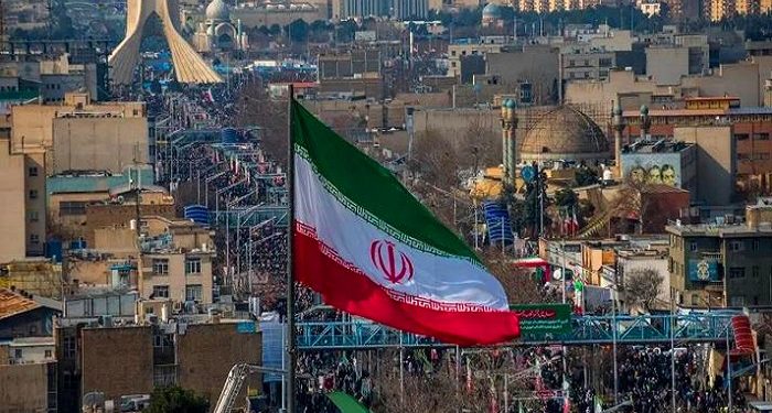 إيران.. مسيرة احتجاجات عارمة ومساعي التغيير نحو الديمقراطية