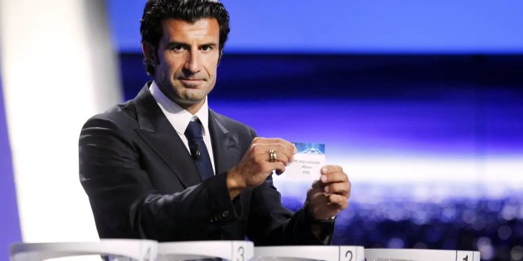فيغو ينصح ريال مدريد لتطوير مستواه