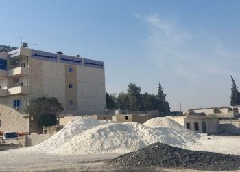 رسوم جديدة على مقالع البحص في الرقة تُشعل الجدل