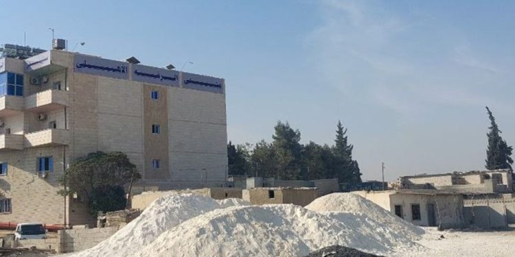 رسوم جديدة على مقالع البحص في الرقة تُشعل الجدل