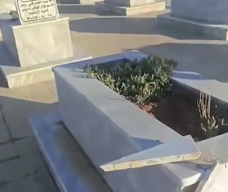 على جثث الشهداء لا يقام دين
