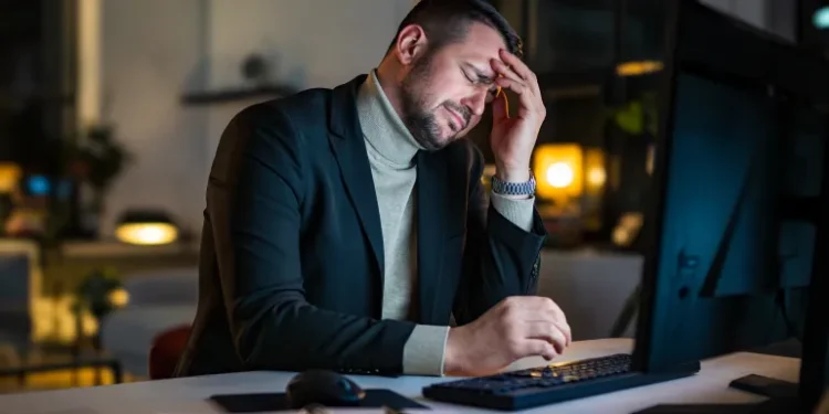 ثماني عادات يومية تضرُّ بصحة قلبك.. كيف تتجنبها؟