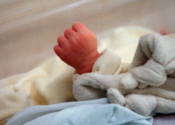 ظاهرة مقلقة في مناطق الحكومة المؤقتة.. خمس حالات تخلي عن أطفال حديثي الولادة خلال شهر شباط