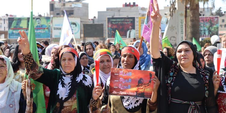 عدسة العدد 2360من صحيفة روناهي