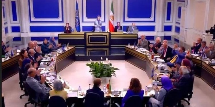 مقتل خامنئي والمجلس الوطني للمقاومة يُعلِن عن حكومة مؤقتة في إيران