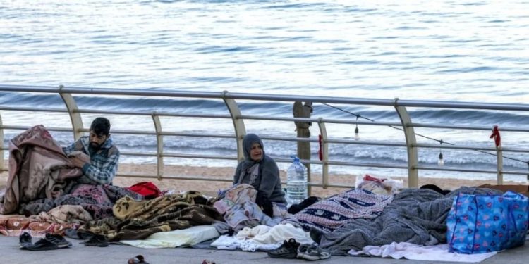 خلال أسبوع نزوح حوالي 700 ألف لبناني