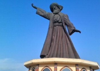 جلال الدين الرومي.. “سلطان العارفين” وزعيم المولوية